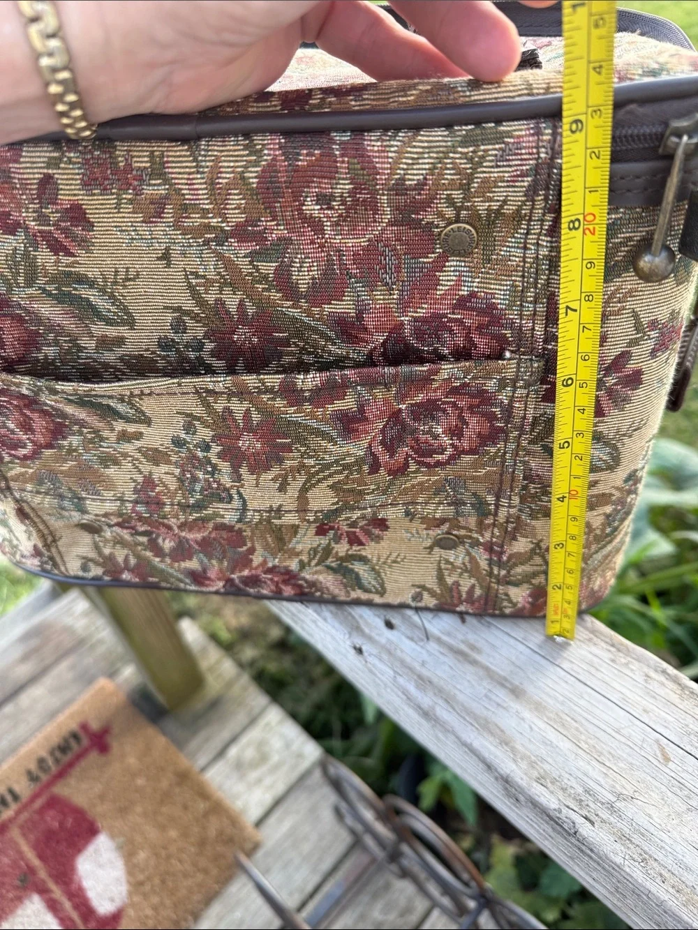 Floral Tapestry Cosmetic Case with Brown Trim - Luxury Traveler vintage